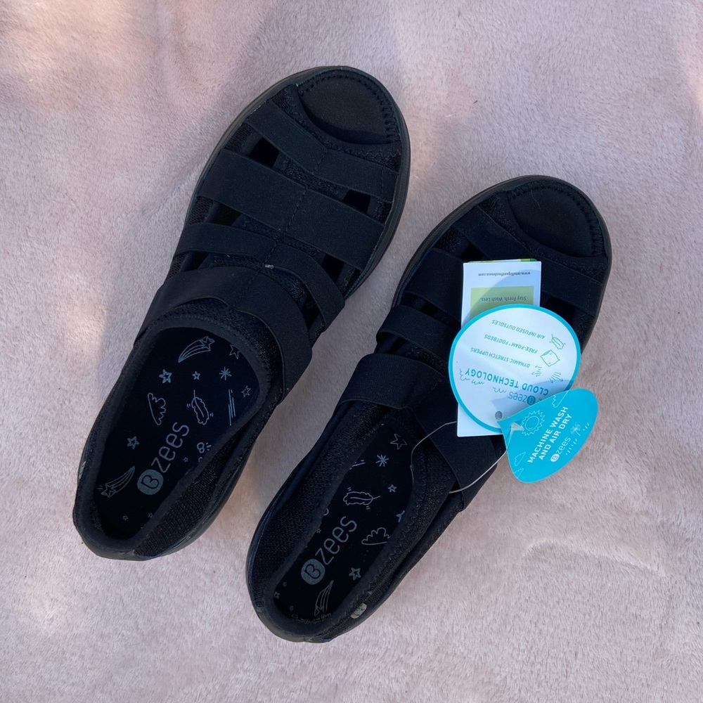 NWT BZEES SHOES